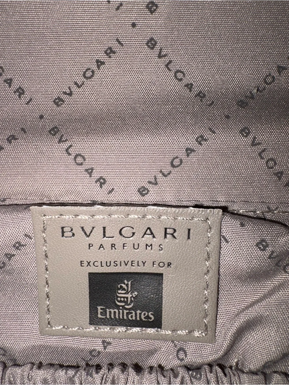 ❤️Bvlgari Parfums x Emirates Travel Cosmetic Bag Gray Double Zip Organizer